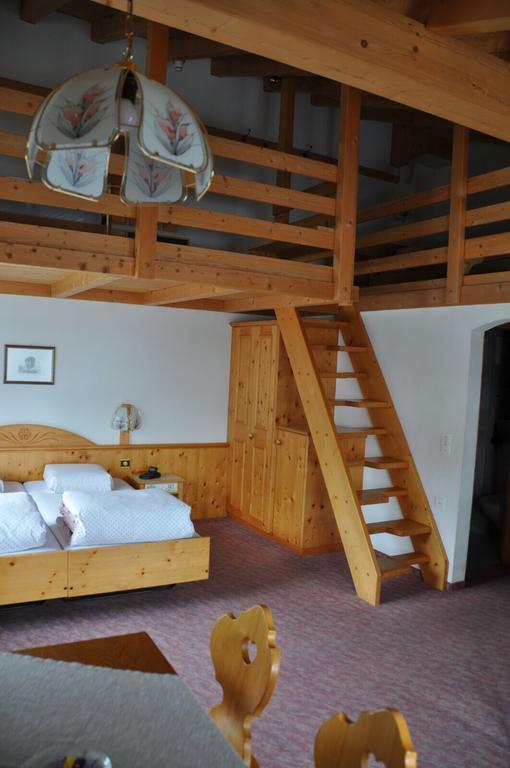 Hotel Soliva Sedrun Esterno foto
